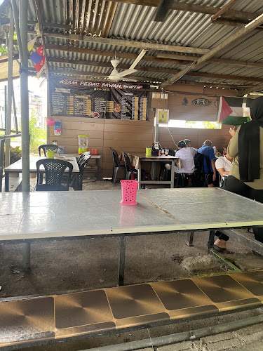 FAMOSA LEISURE ENTERPRISE (MA0175245-U), Famosa Homestay, 124, Jalan Munshi Abdullah, Kampung Jawa, 75100 Malacca