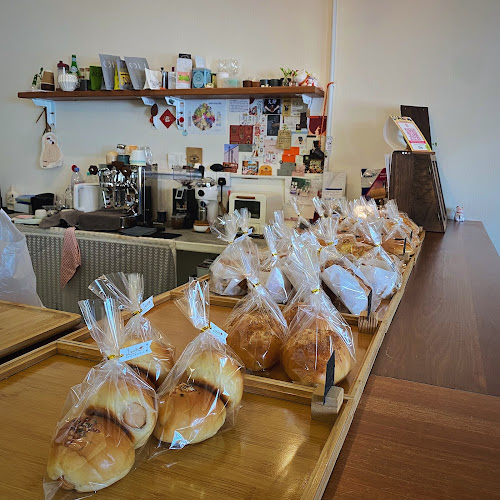 Louise Boulangerie 暖·軟 - Tanjung Bungah