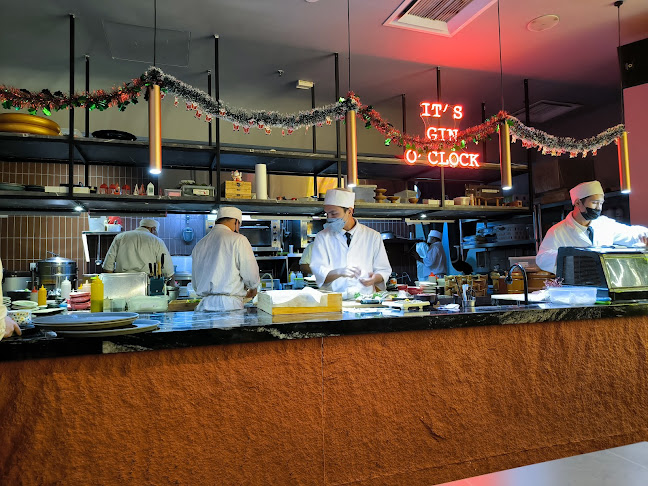 Opinii despre Hut Dining Buffet în Kuala Lumpur - Gastronomi dan perhotelan