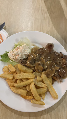 Moonalisa - Gastronomi dan perhotelan