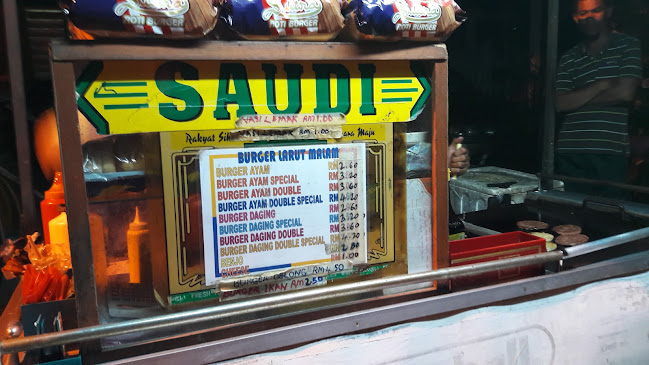Opinii despre Larut Malam Burger Stall în Gopeng - Gastronomi dan perhotelan