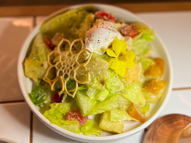 Halzan Penang - Gastronomi dan perhotelan