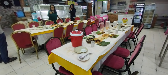 Comentarii opinii despre Putri's Kitchen II