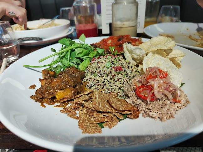 Plan B Ipoh - Gastronomi dan perhotelan