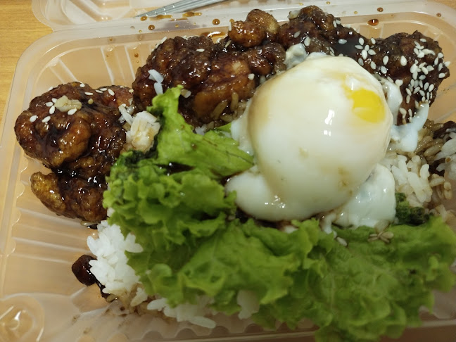 Kafe SE7EN - Gastronomi dan perhotelan