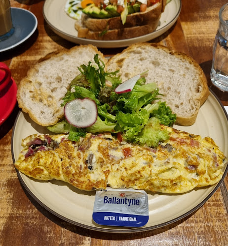 72, Jalan Burhanuddin Helmi, Taman Tun Dr Ismail, 60000 Kuala Lumpur, Wilayah Persekutuan Kuala Lumpur