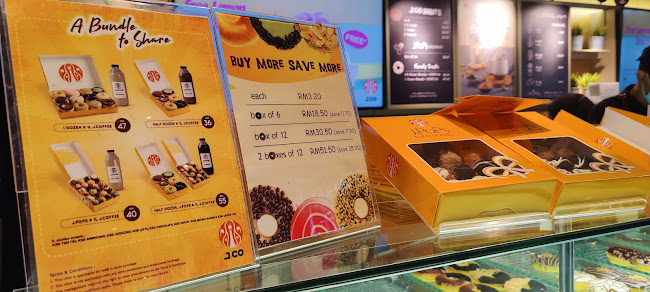 J.CO Donut & Coffee - Gastronomi dan perhotelan