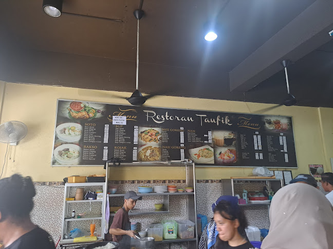 Restoran Taufik - Gastronomi dan perhotelan