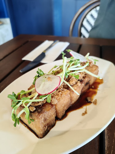 Comentarii opinii despre Roots Mount Austin (Relocating, To be announced)