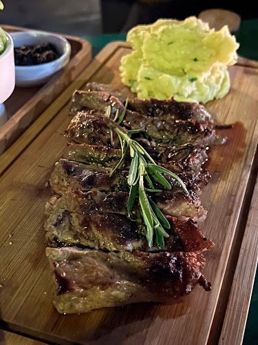 Gusto Food & Wine Cucina Italiana