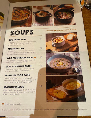 Dave's Bistro • Bar & Grill