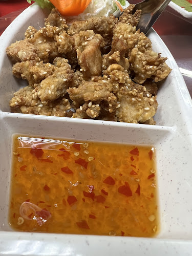 Comentarii opinii despre Restoran Warinee Tom Yam