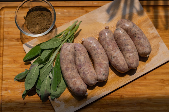 Sausage KL Cafe & Deli - Gastronomi dan perhotelan