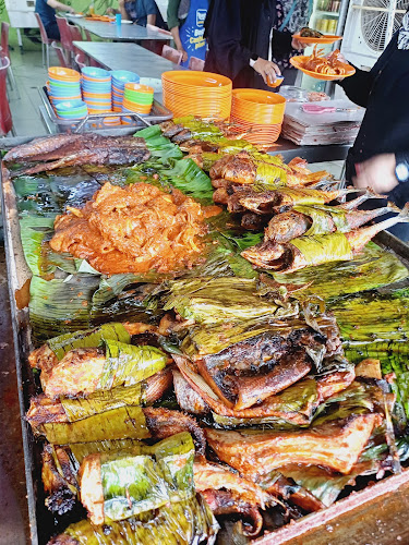 Restoran Ikan Bakar Seri Melaka Jalan Bellamy - Kuala Lumpur