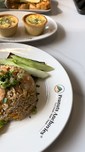 Comentarii opinii despre Peanuts Anchovies @ Waterfront Kuching