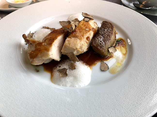 Sabayon at EQ - Gastronomi dan perhotelan