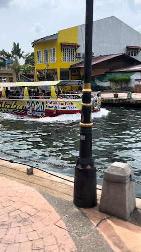 Restoran Line Clear, Kampung Jawa, Melaka - Gastronomi dan perhotelan