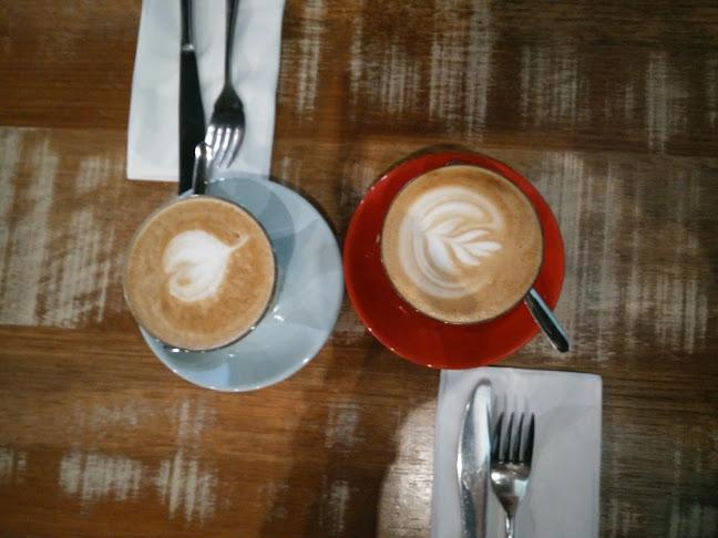 Frisky Goat Bakery Cafe - Gastronomi dan perhotelan