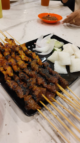 Ayam Gepuk Pak Raden HQ - Alor Setar