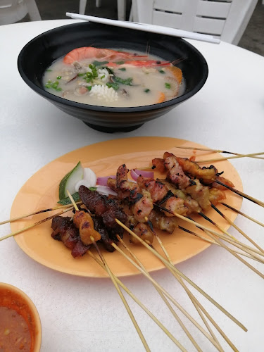 Comentarii opinii despre Century Street Food Court