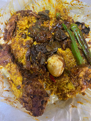 Opinii despre Nasi Royale Tok Ayah ( Original Malay Nasi Kandar ) în Gopeng - Gastronomi dan perhotelan