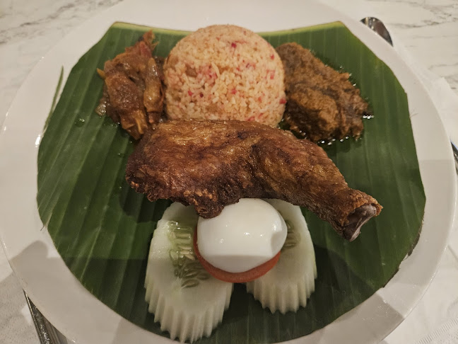 Opinii despre Madam Kwan’s Imago Mall, Sabah în Kota Kinabalu - Gastronomi dan perhotelan