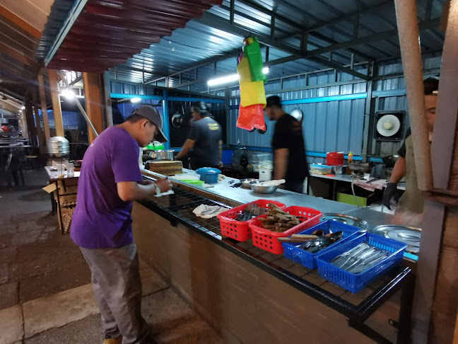 Comentarii opinii despre LA Burger Kukus Bakar