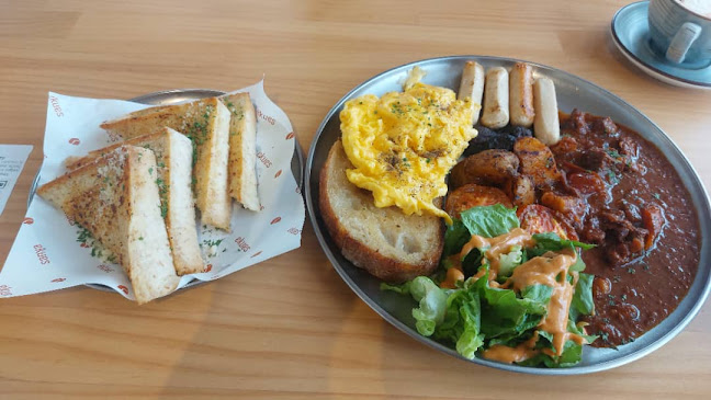 Opinii despre Ekues Cabin Cafe în Putrajaya - Gastronomi dan perhotelan