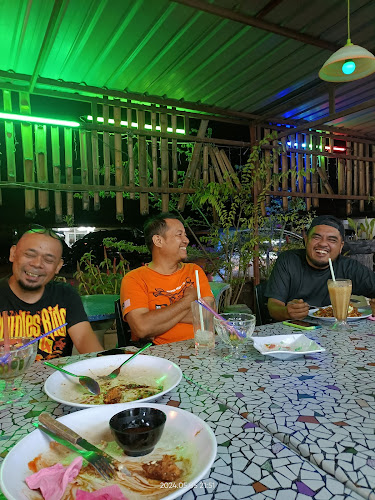 Comentarii opinii despre Happy Owl Cafe