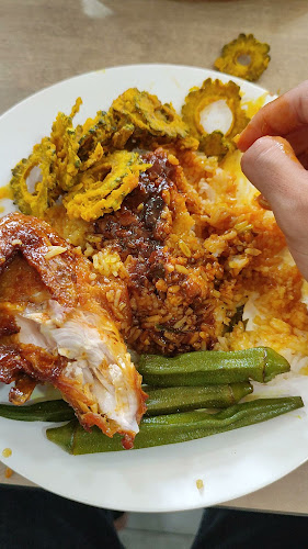 Opinii despre Nasi Kandar Stadium în Kuala Lumpur - Gastronomi dan perhotelan