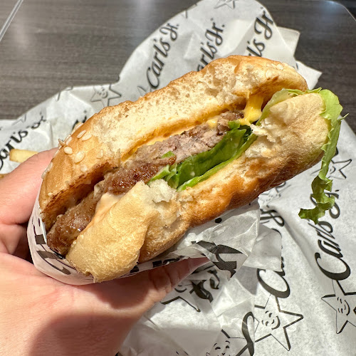 Comentarii opinii despre Carl's Jr.