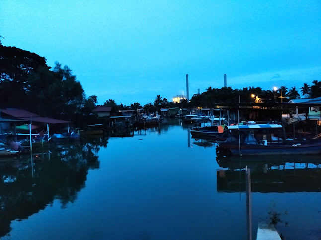 Opinii despre DWarung Che Zah în Seri Manjung - Gastronomi dan perhotelan