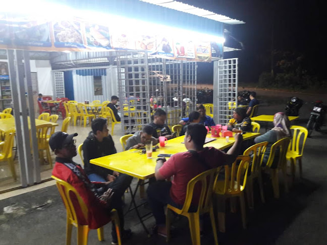 SMF BURGER RESTORAN MAJU