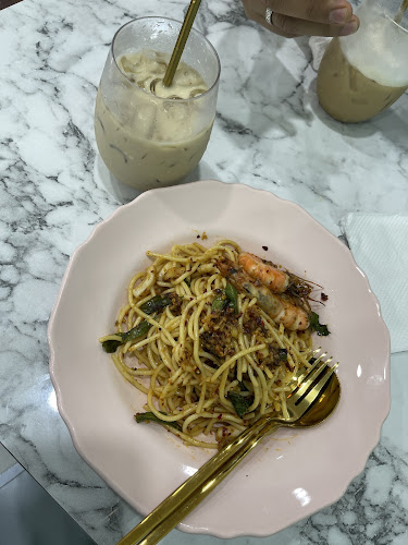 Opinii despre Pretty Puff Cafe în Jerantut - Gastronomi dan perhotelan