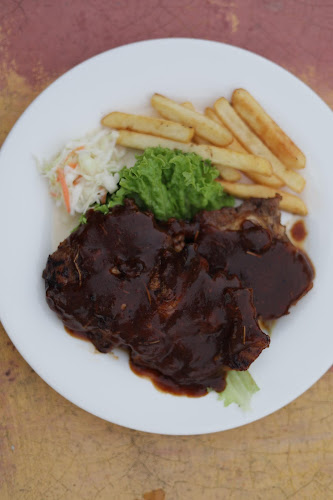 ocu ocuna cafe - Gastronomi dan perhotelan