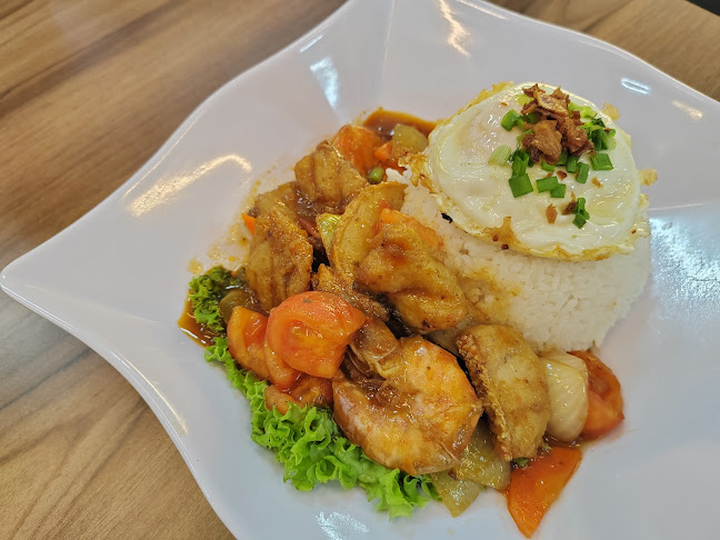 Inanam Cakoi（下南南油炸鬼） - Gastronomi dan perhotelan