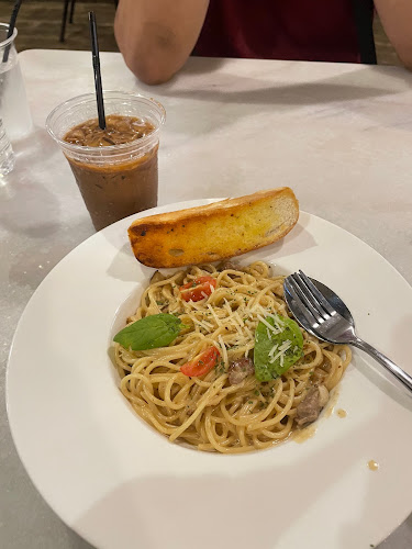 Flyover Burger & Steak Kemaman - Gastronomi dan perhotelan