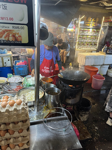 CHONG Charcoal Seafood Char Kuey Teow 炭烧海鲜炒粿条 - George Town