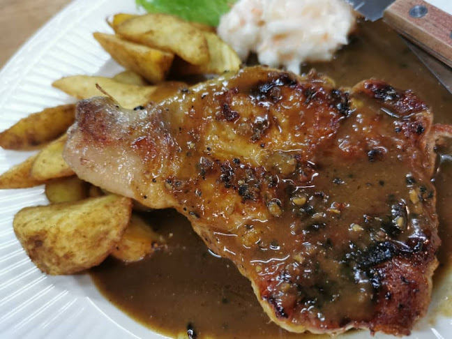 Port Rahsia by Mamu D'Cafe - Gastronomi dan perhotelan