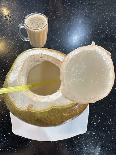 Opinii despre Az One Cafe în Subang Jaya - Gastronomi dan perhotelan