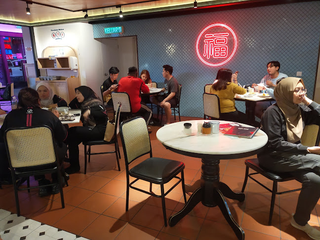 Comentarii opinii despre Kopi Ping Cafe @ Sutera Avenue