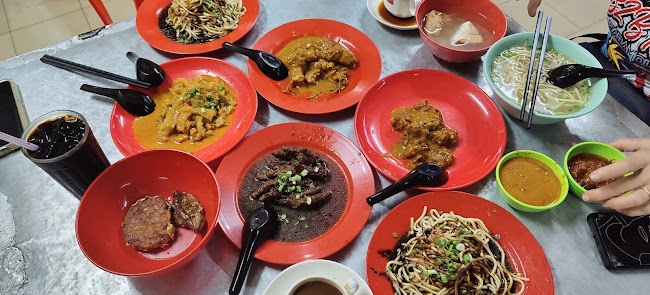 Comentarii opinii despre Enggor Curry Noodle