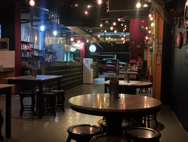 Jalan Tun Razak, 27600 Raub, Pahang