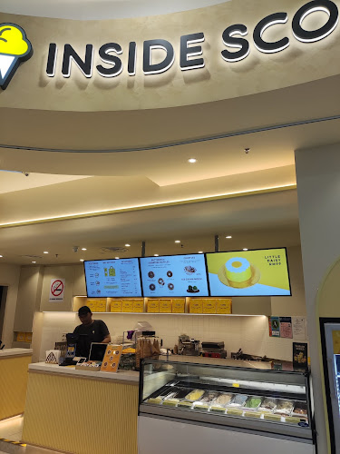 Inside Scoop AEON Mall Bukit Indah - Johor Bahru