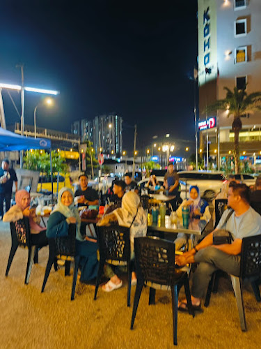 Kemunting thai seafood - Gastronomi dan perhotelan