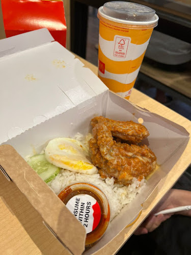 Opinii despre McDonald's Educity JB DT în Iskandar Puteri - Gastronomi dan perhotelan