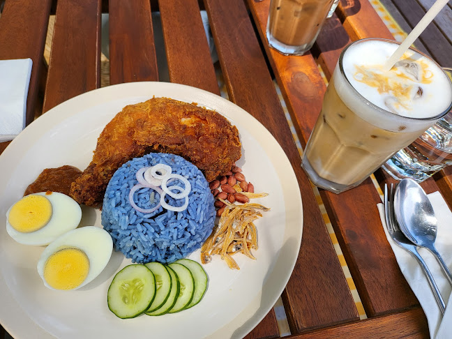 Mangga at the Blue Mansion - George Town