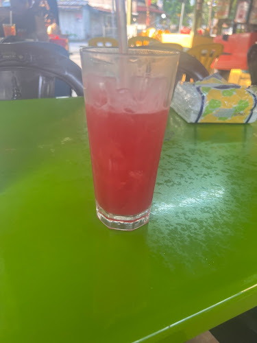 Ayam Penyet Mak Maya (warung mak ipah) - Kuala Lumpur