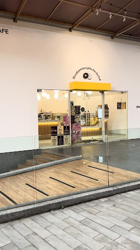 Cafe Fluffy - Everyday Handmade Dessert Cafe: Premium Donuts & Coffee