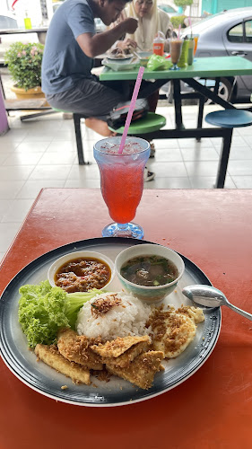 Jalan Bersatu, Kampung Alor Senggut, 34300 Bagan Serai, Perak